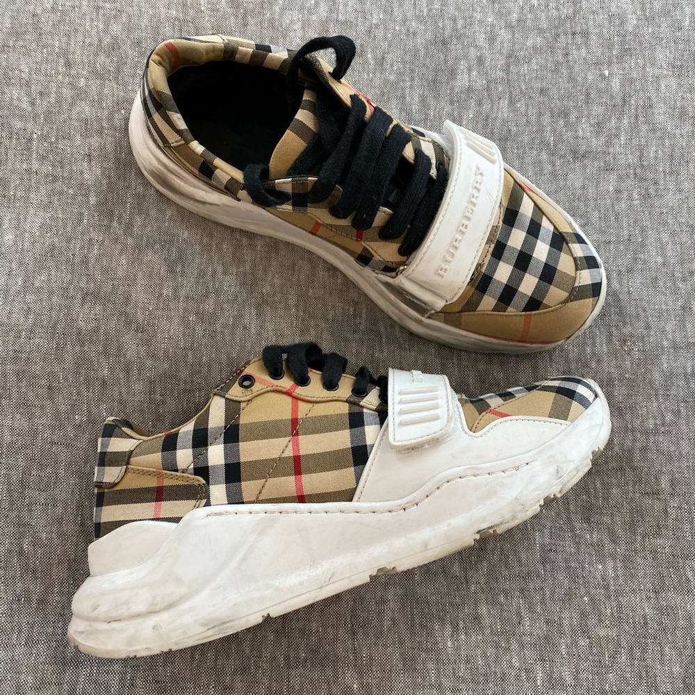 Burberry Regis Vintage Check Platform Sneakers - Picture 6 of 7